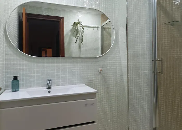 2 Y Muy Facil Aparcamiento