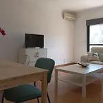 2 Y Muy Facil Aparcamiento *